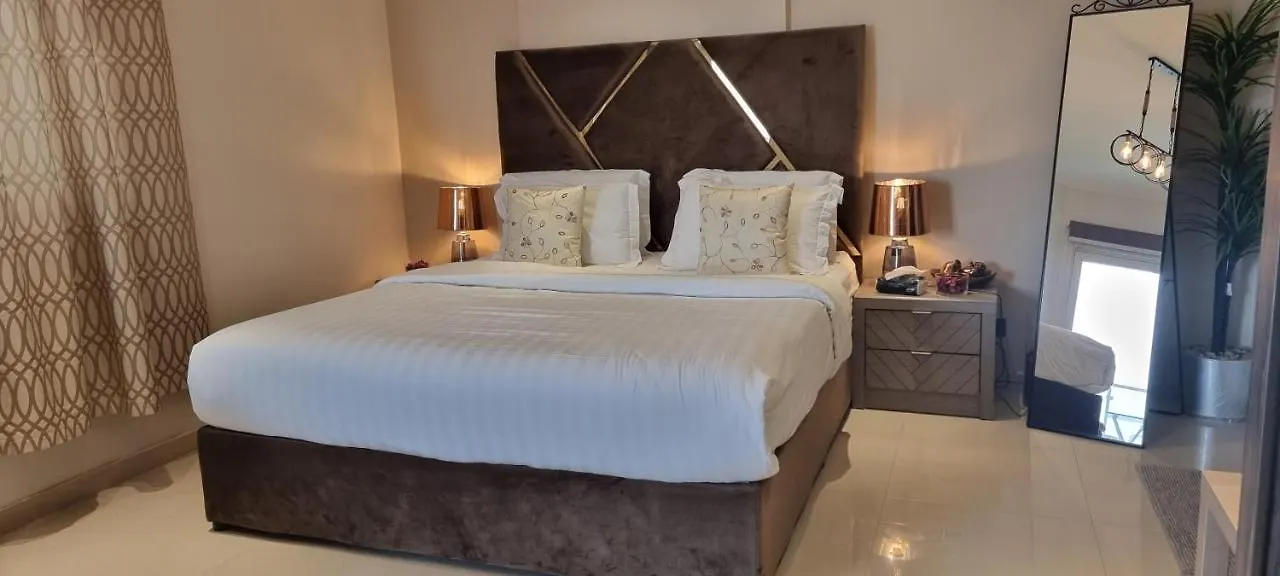 شقة مطلة على البحر والفورمولا ببرج المسارات Jeddah 0*,  Saudi Arabia