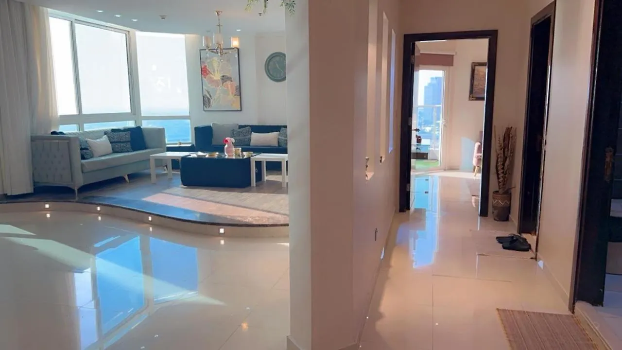 شقة مطلة على البحر والفورمولا ببرج المسارات Jeddah 0*,